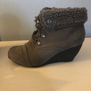 Gray lace up wedges